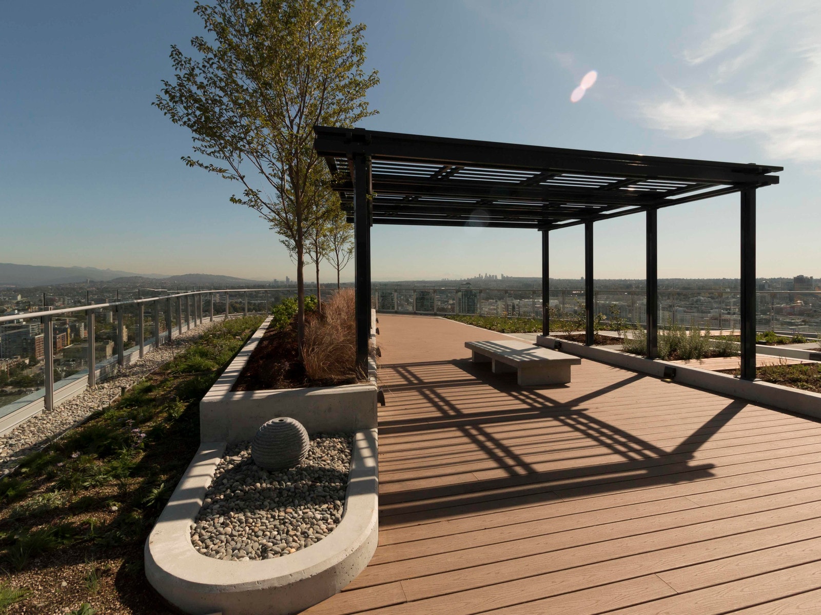 Aquilini Centre South Building in Vancouver Rooftop Patio
