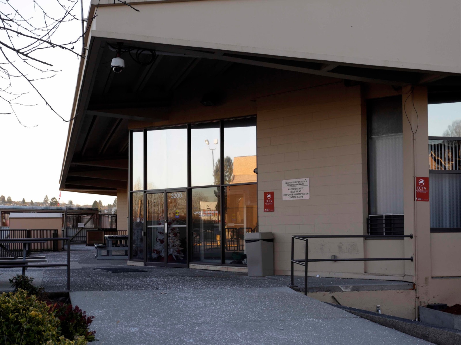 3200 E Broadway entrance