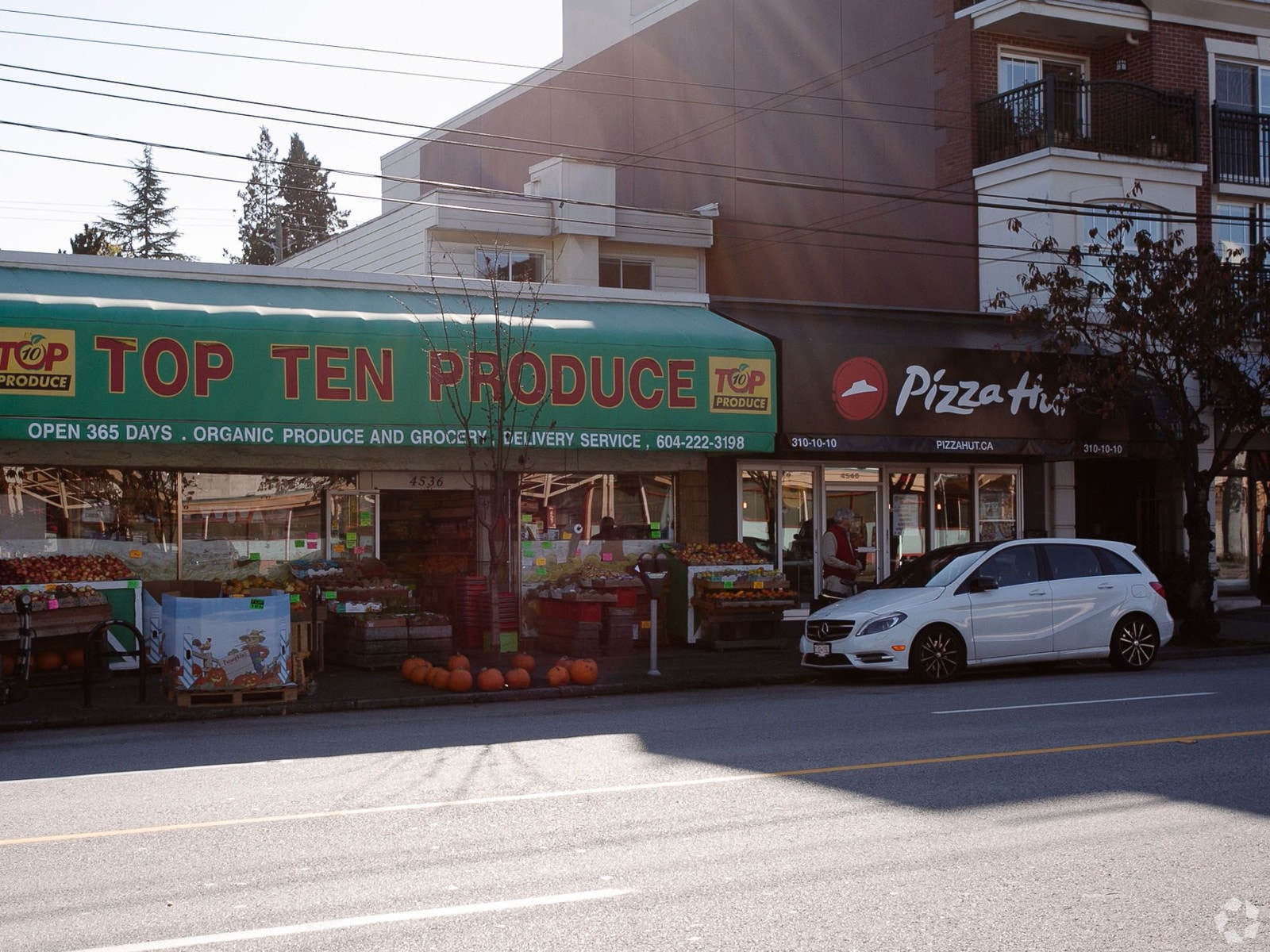 Outdoor view of Businesses on West 10th Avenue